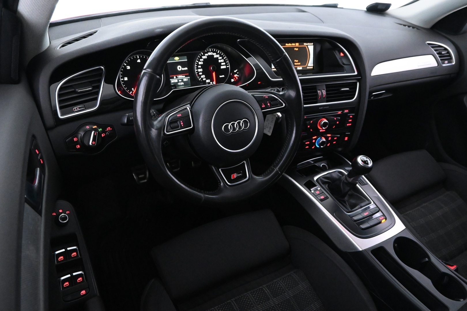 AUDI A4 2015