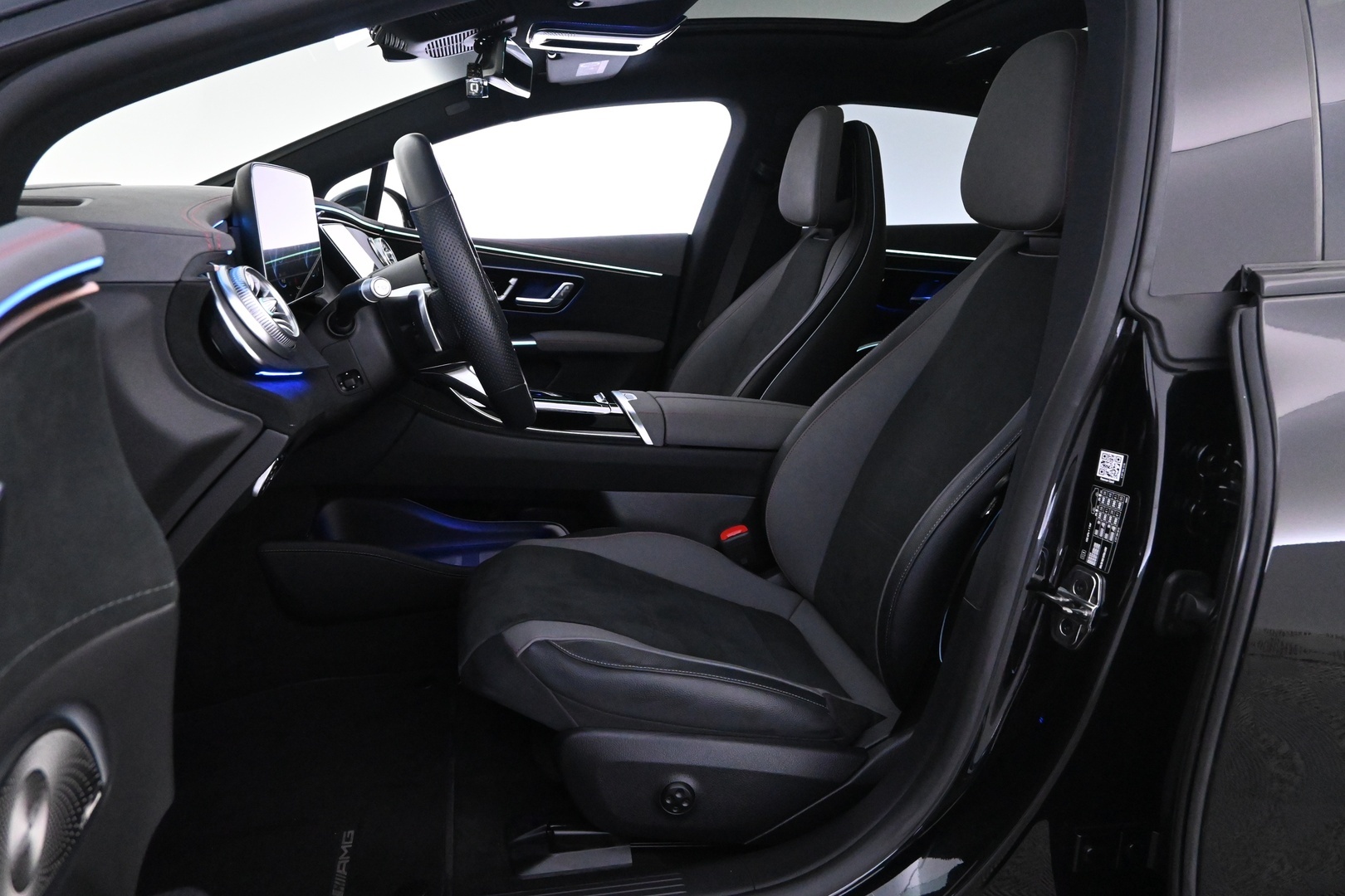 MERCEDES-BENZ EQS 2022