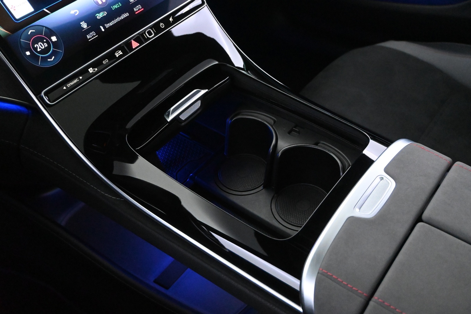 MERCEDES-BENZ EQS 2022