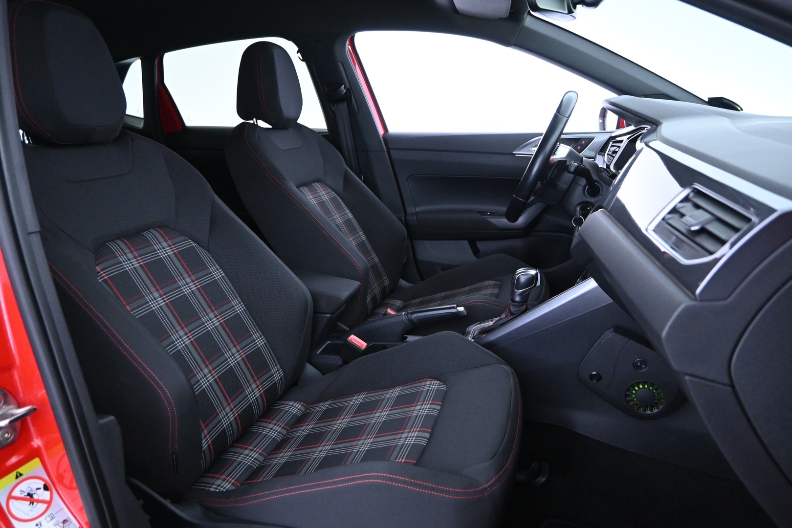 VOLKSWAGEN Polo 2020