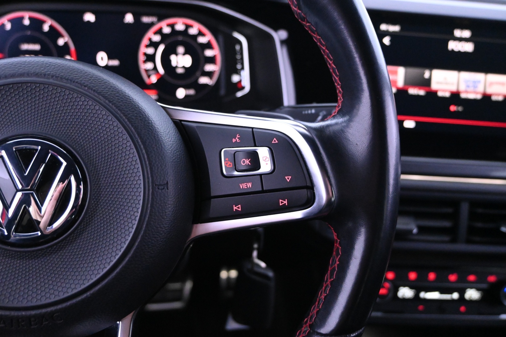 VOLKSWAGEN Polo 2020