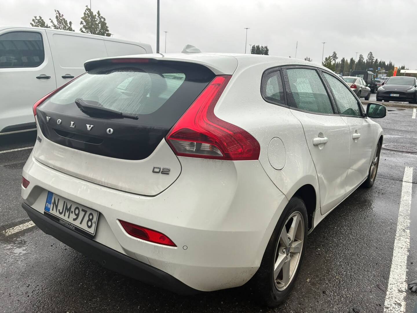 VOLVO V40 2014