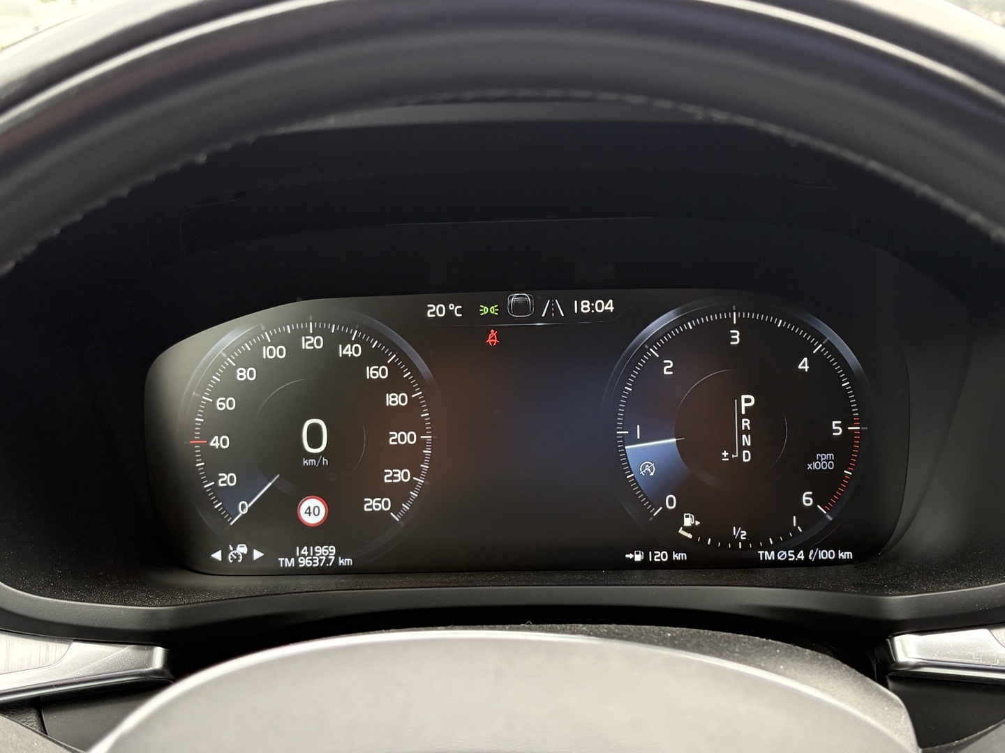 VOLVO V60 2020
