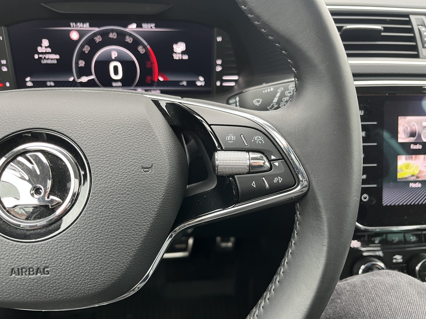 SKODA Superb 2021