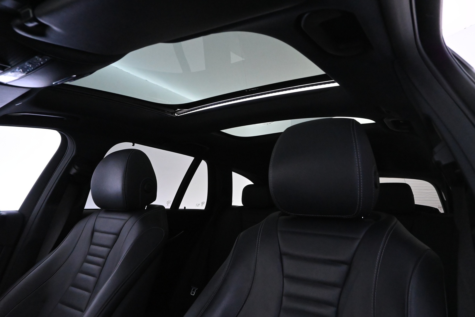 MERCEDES-BENZ E 2017