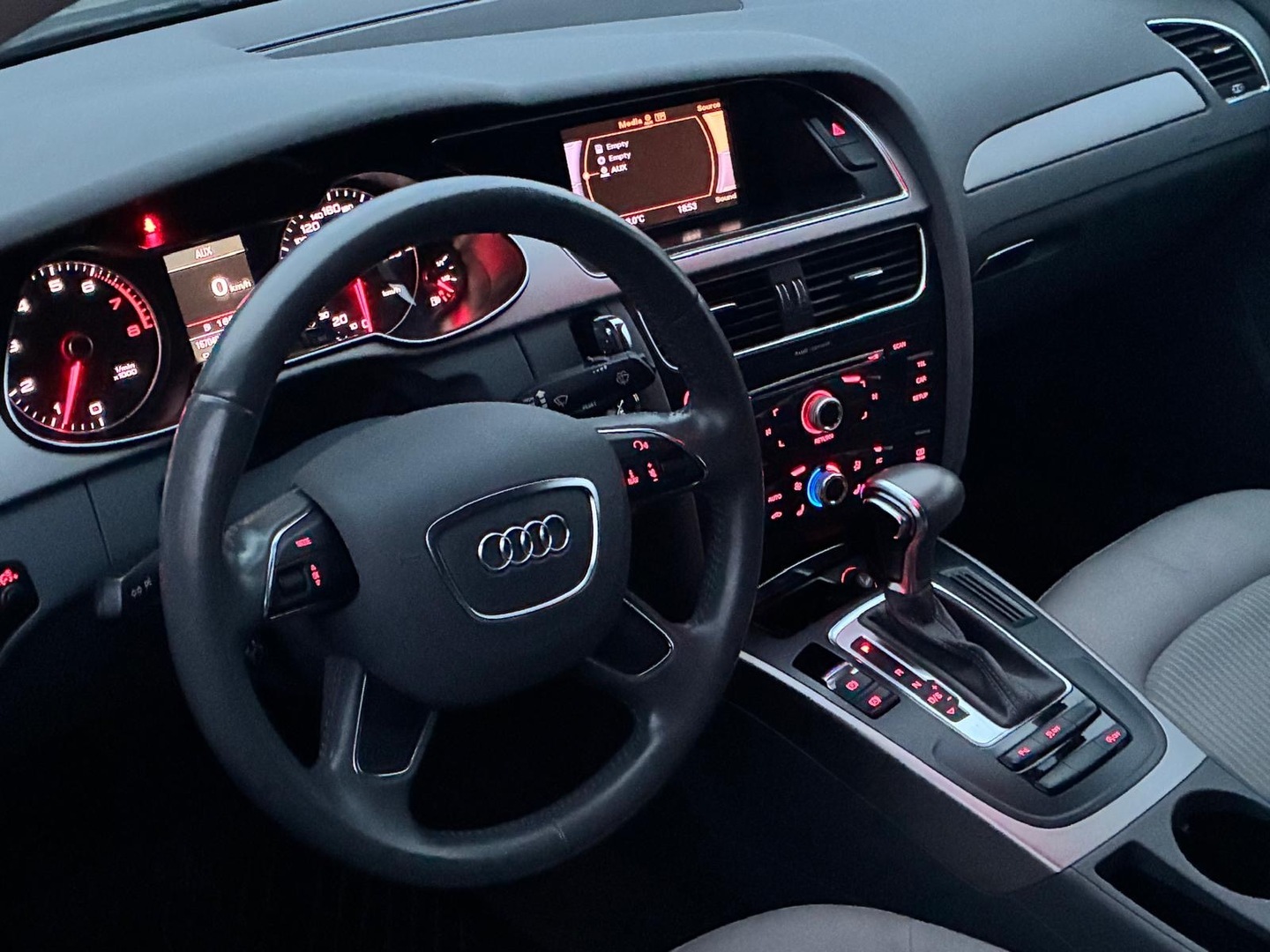 AUDI A4 2012