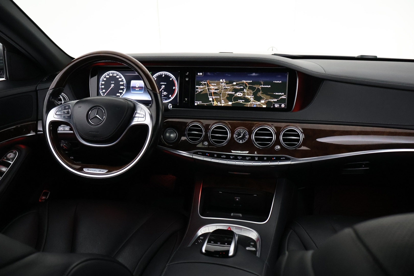 MERCEDES-BENZ S 2015