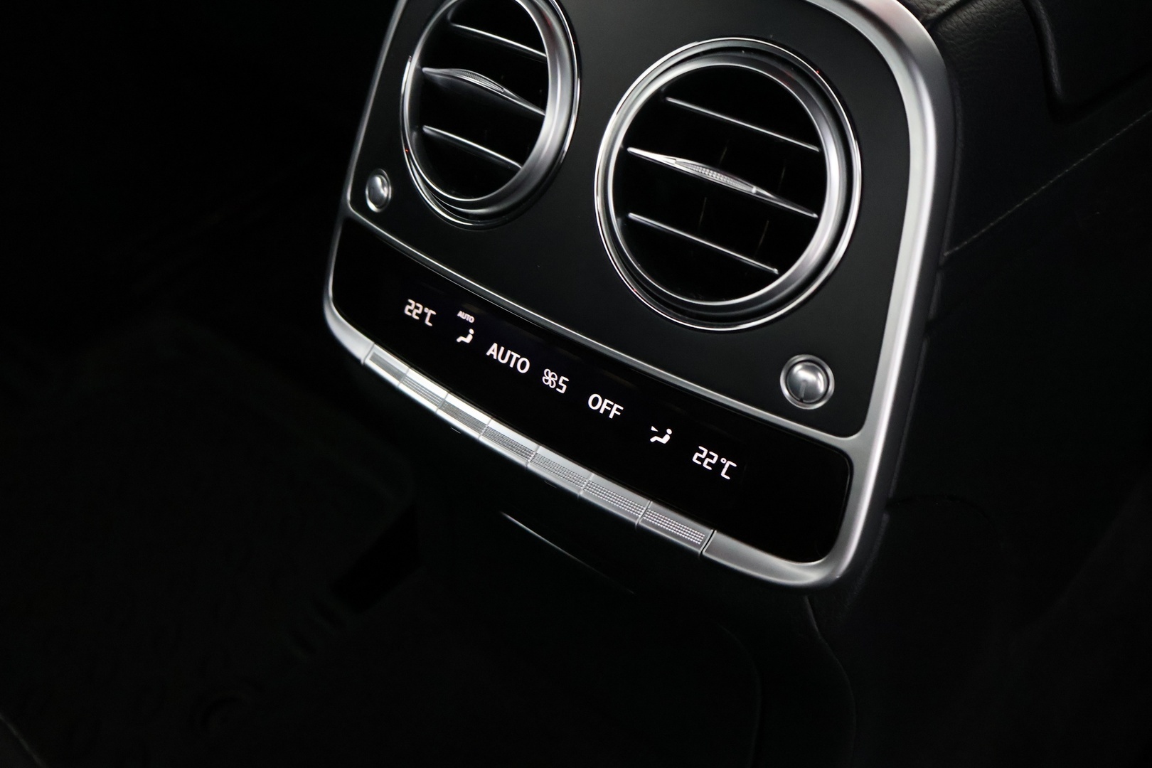 MERCEDES-BENZ S 2015