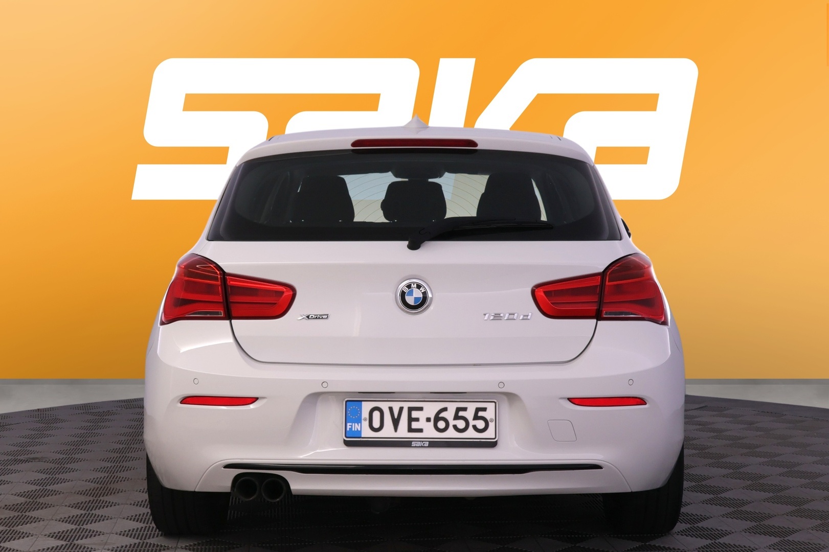 BMW 120 2016