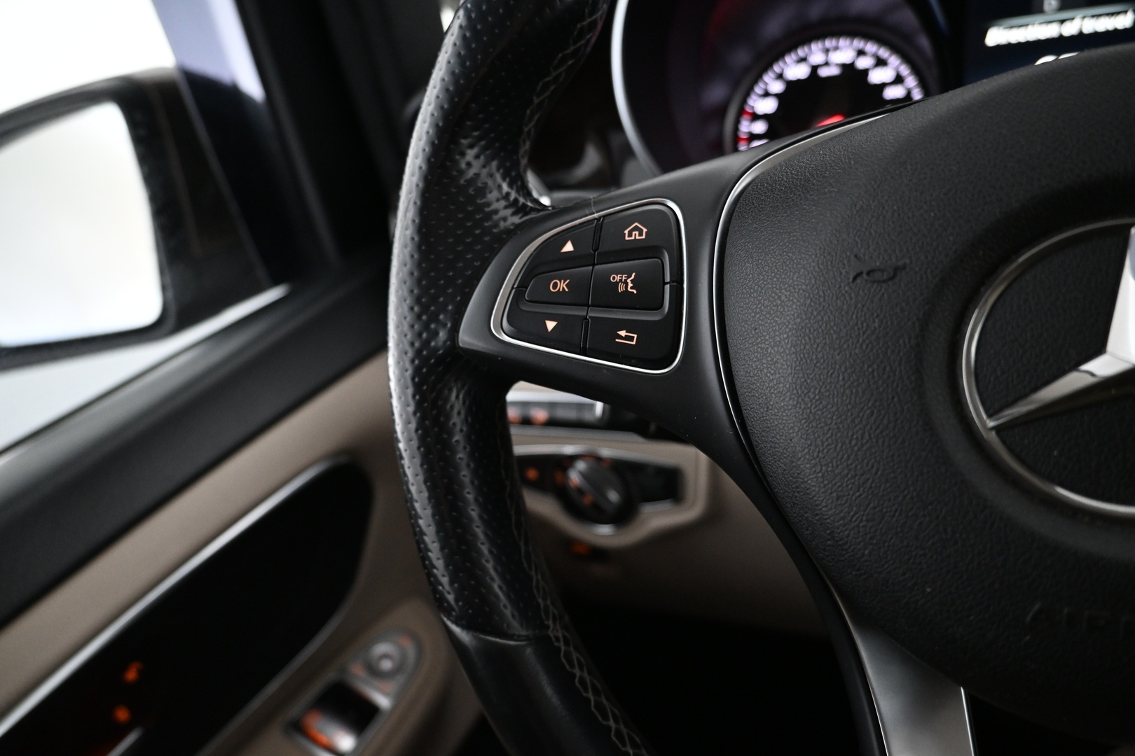 MERCEDES-BENZ V 2014