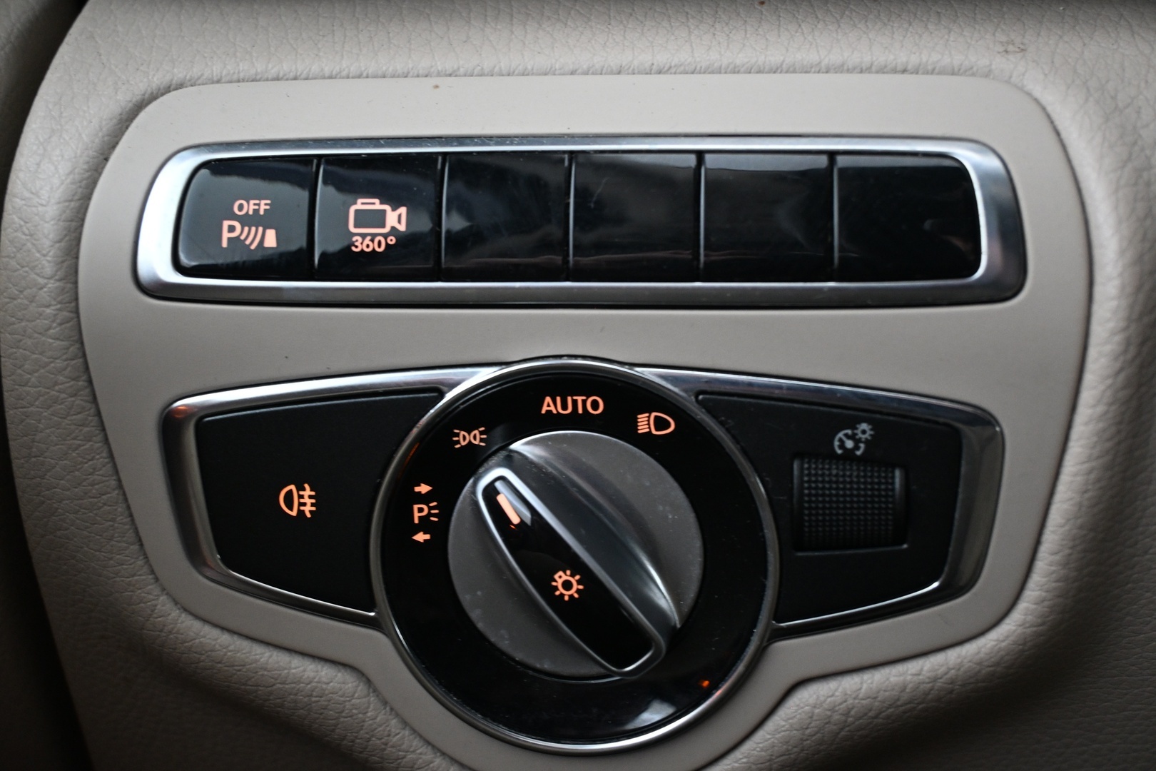 MERCEDES-BENZ V 2014