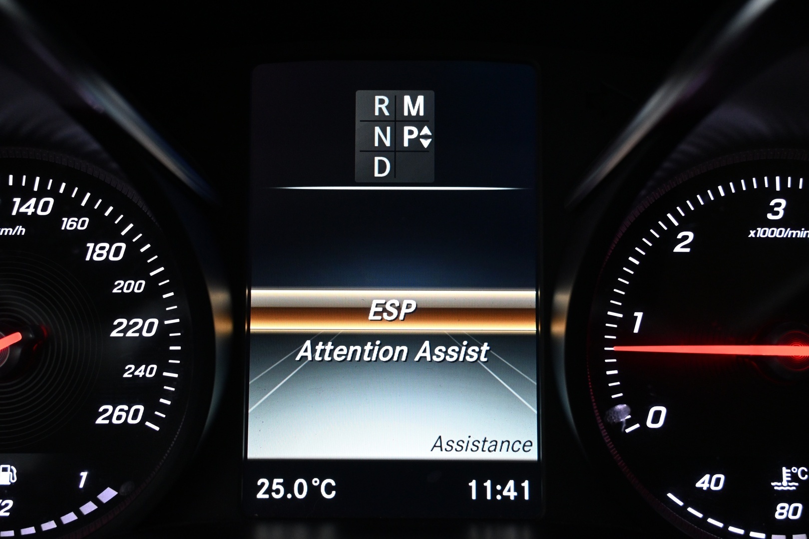 MERCEDES-BENZ V 2014