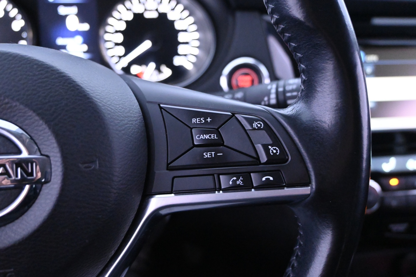 NISSAN Qashqai 2018