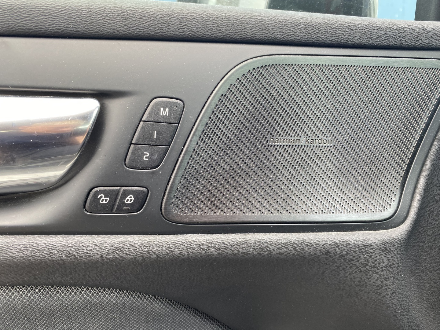 VOLVO V60 2019
