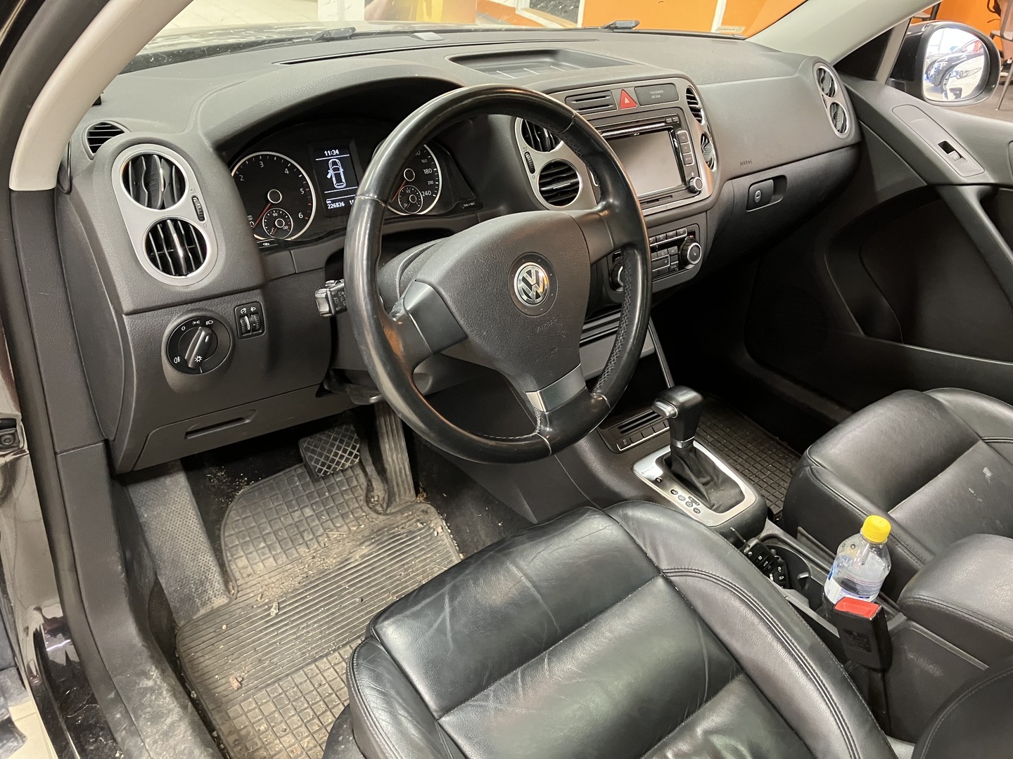 VOLKSWAGEN Tiguan 2010