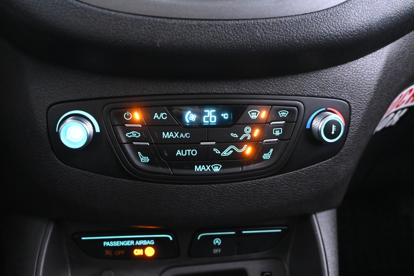 FORD Transit Courier 2015