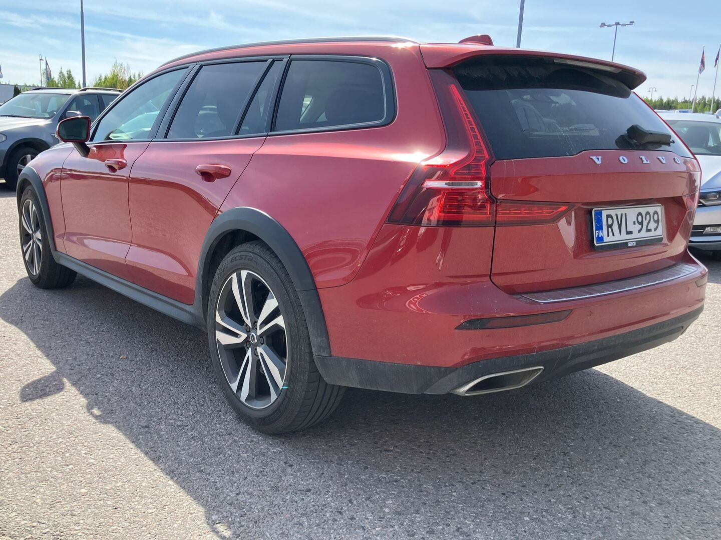 VOLVO V60 Cross Country 2019