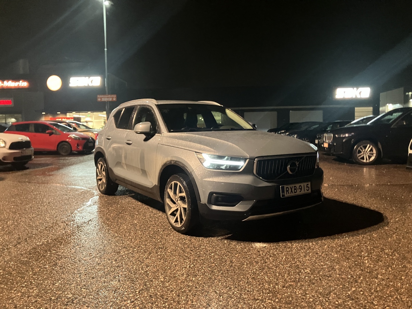 VOLVO XC40 2021