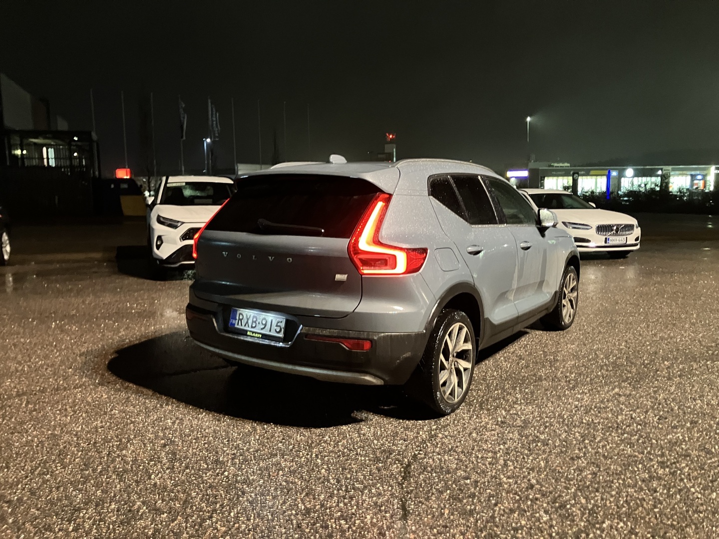 VOLVO XC40 2021