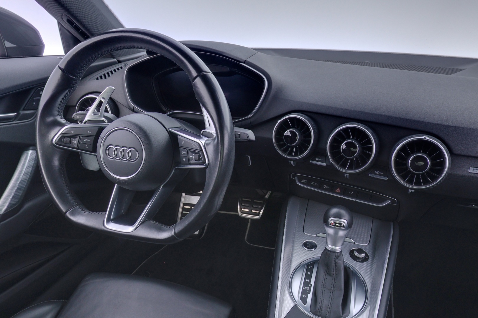 AUDI TT 2015
