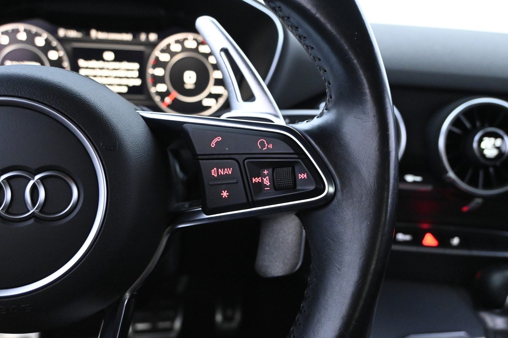 AUDI TT 2015