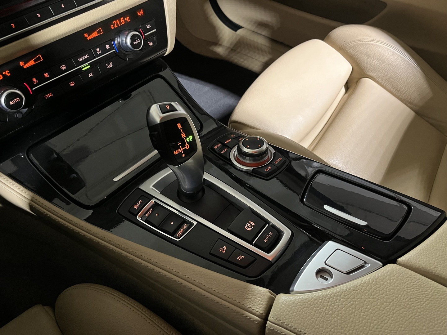 BMW 520 2015