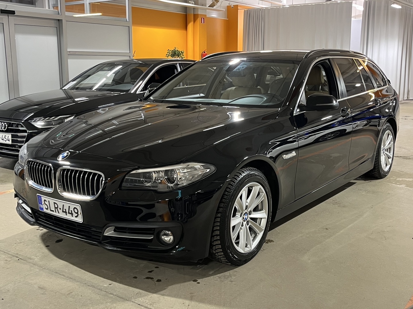 BMW 520 2015