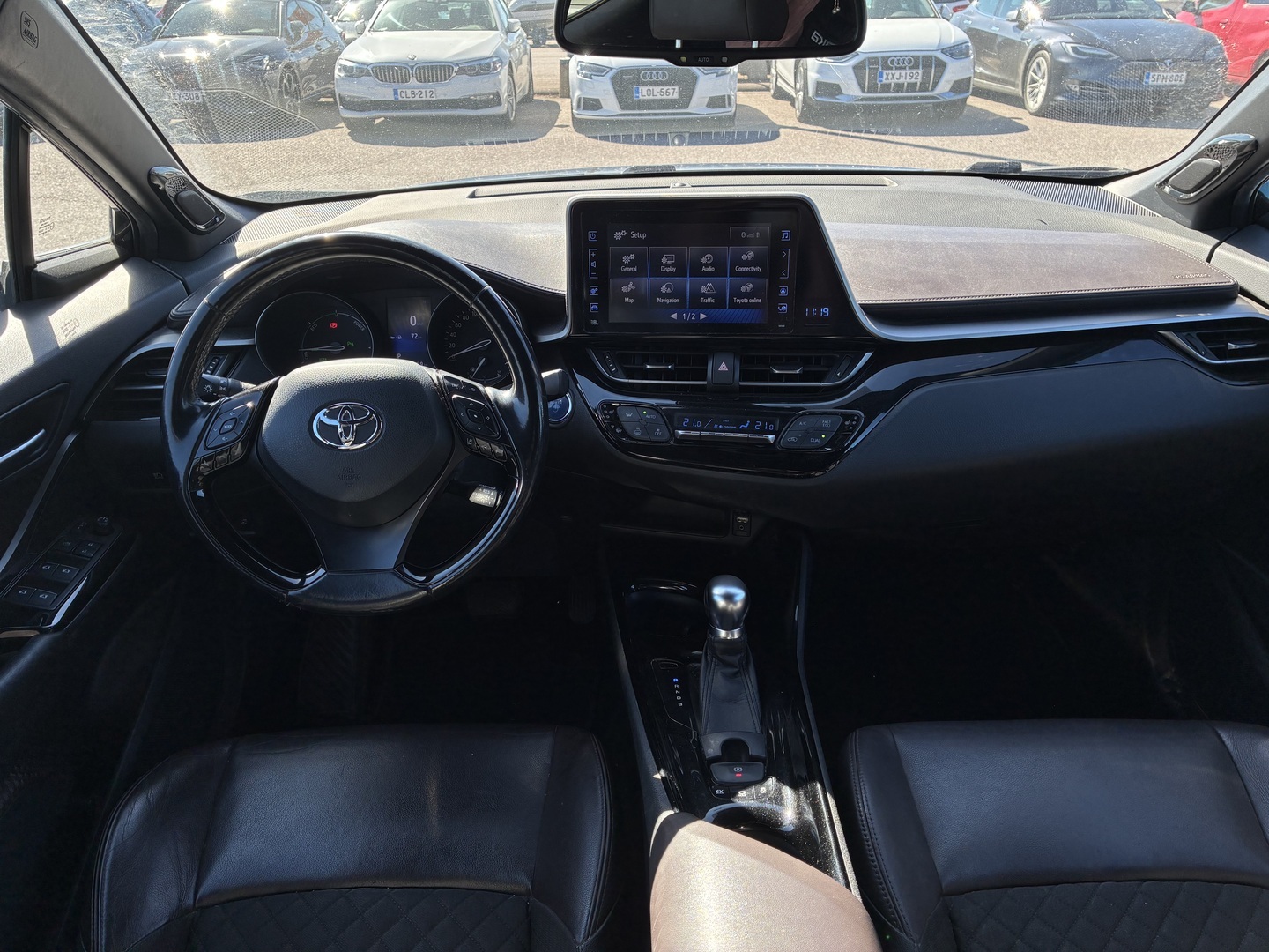 TOYOTA C-HR 2017