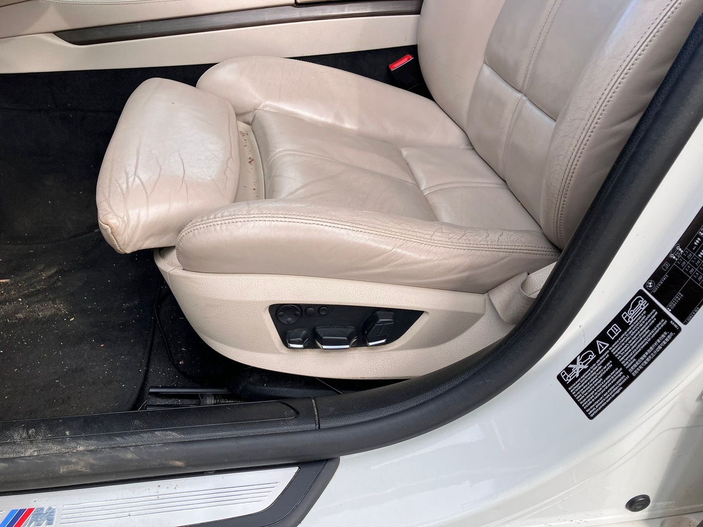 BMW 740 2011