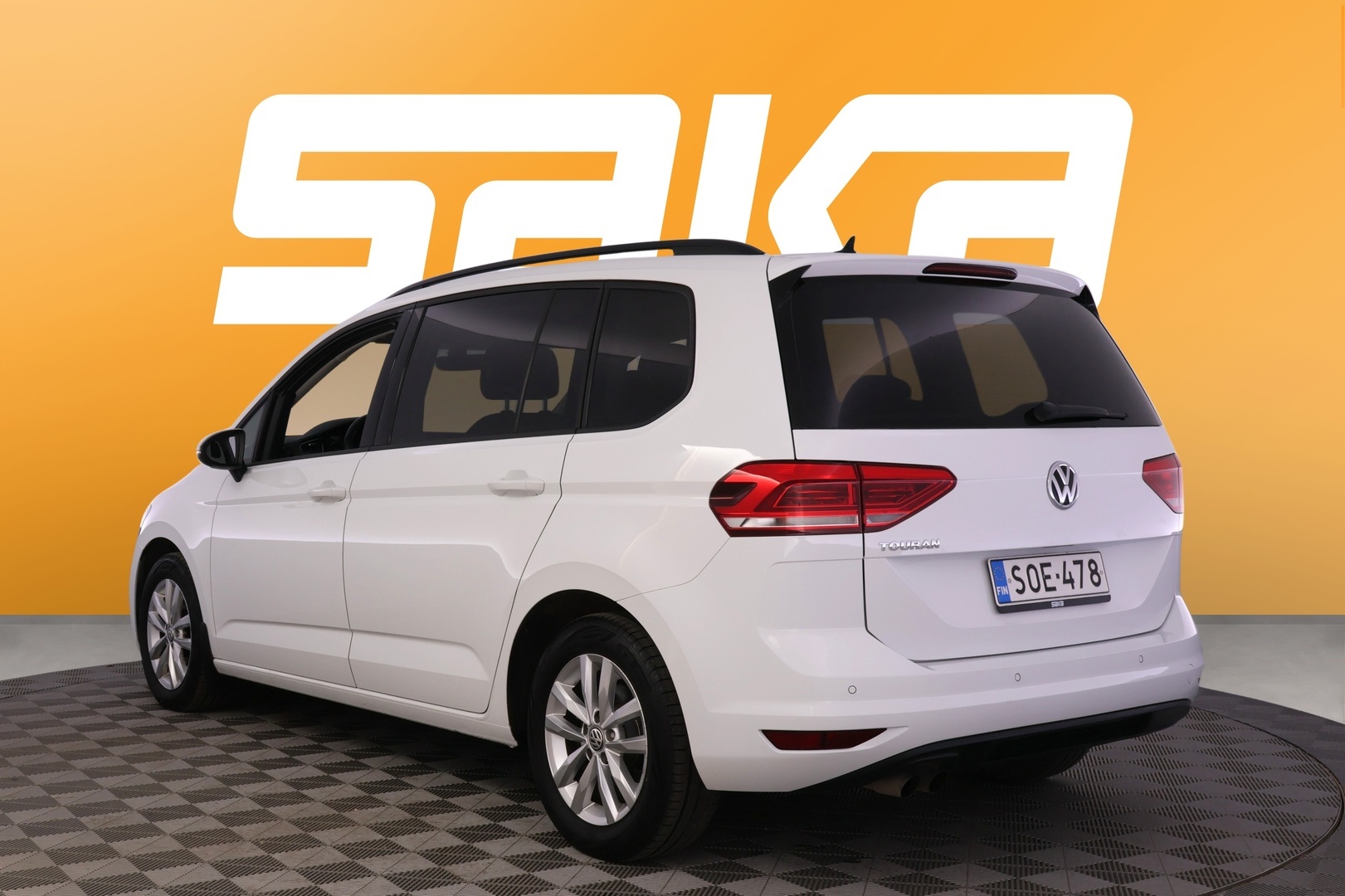 VOLKSWAGEN Touran 2018