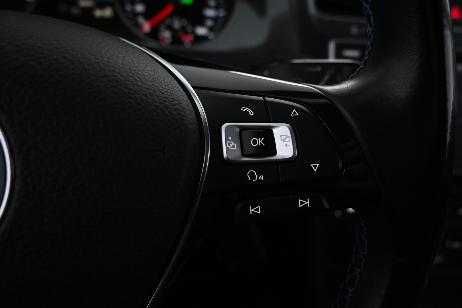 VOLKSWAGEN Golf 2017