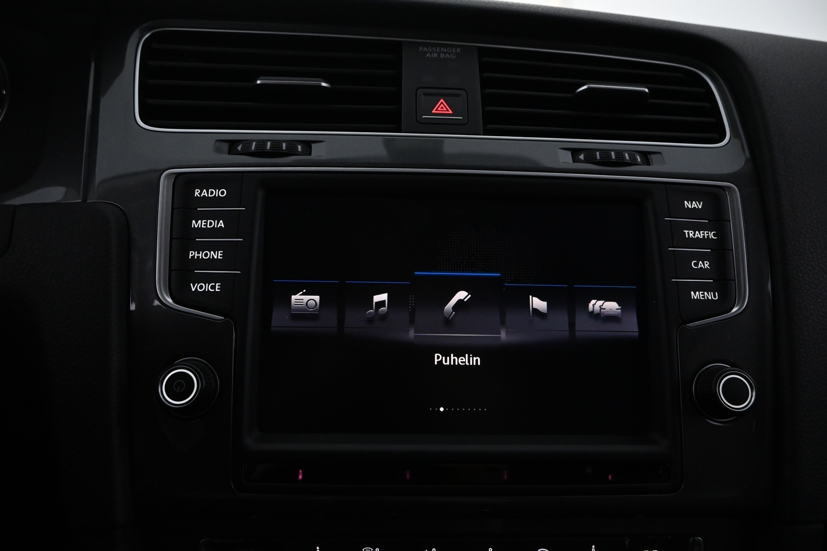 VOLKSWAGEN Golf 2017