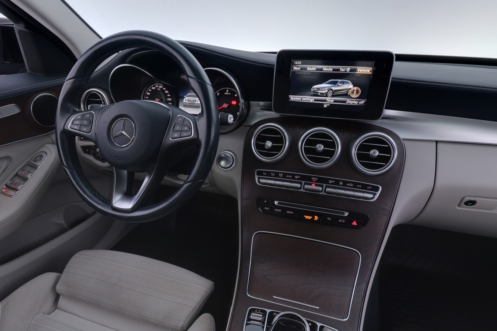 MERCEDES-BENZ C 2017