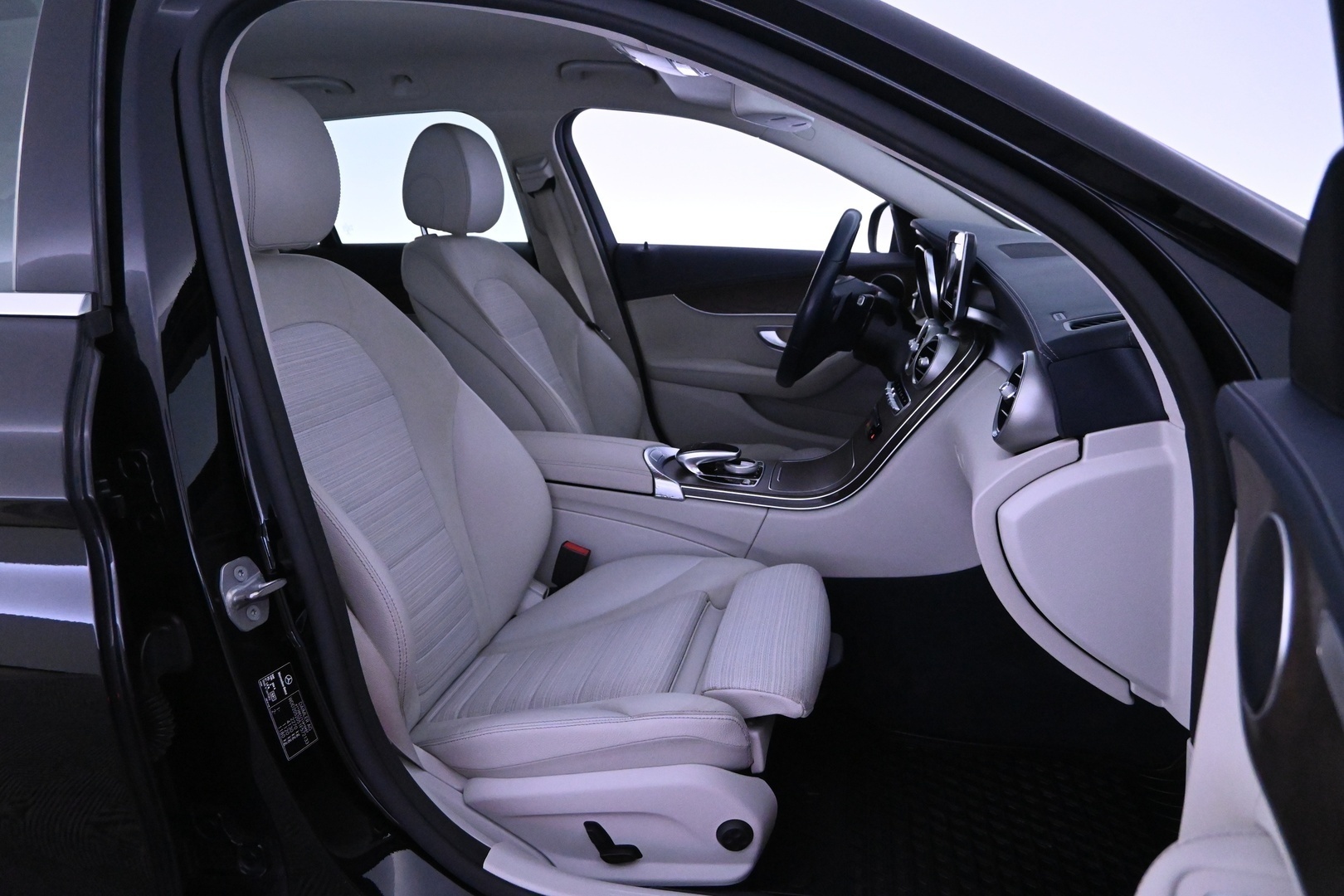 MERCEDES-BENZ C 2017