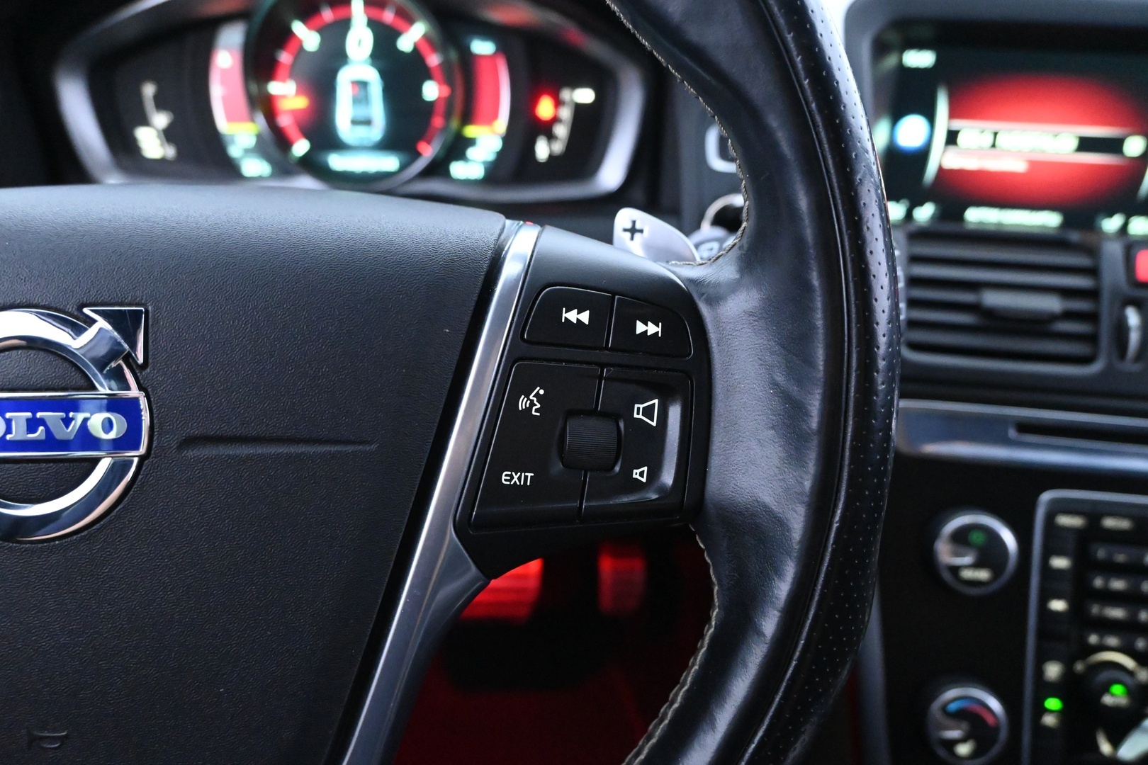 VOLVO XC60 2014