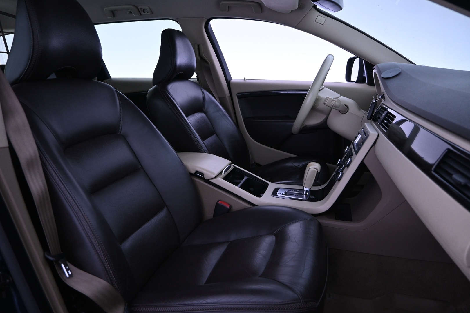 VOLVO XC70 2008