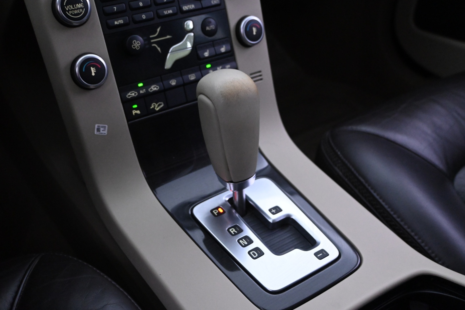 VOLVO XC70 2008