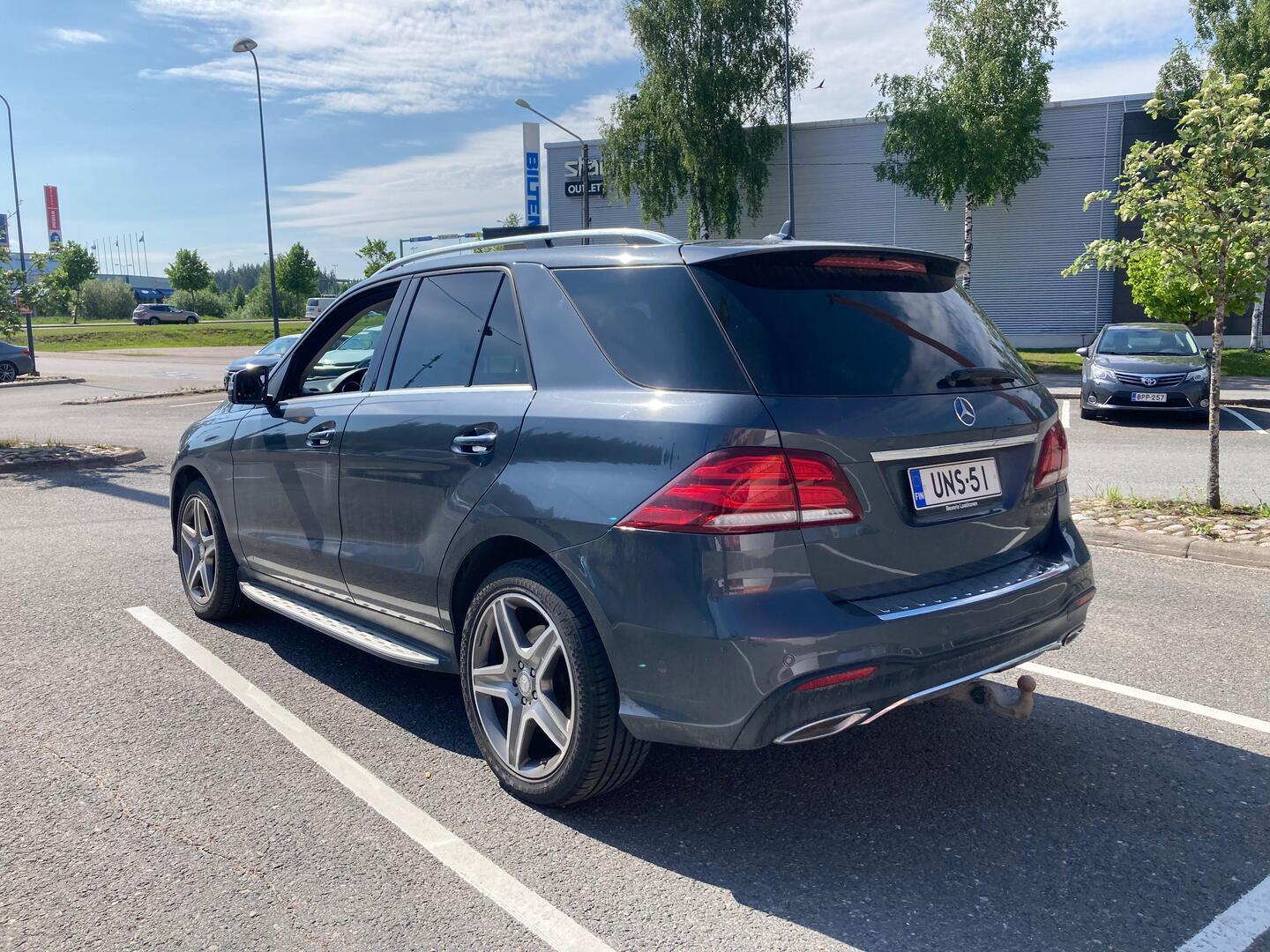 MERCEDES-BENZ GLE 2016