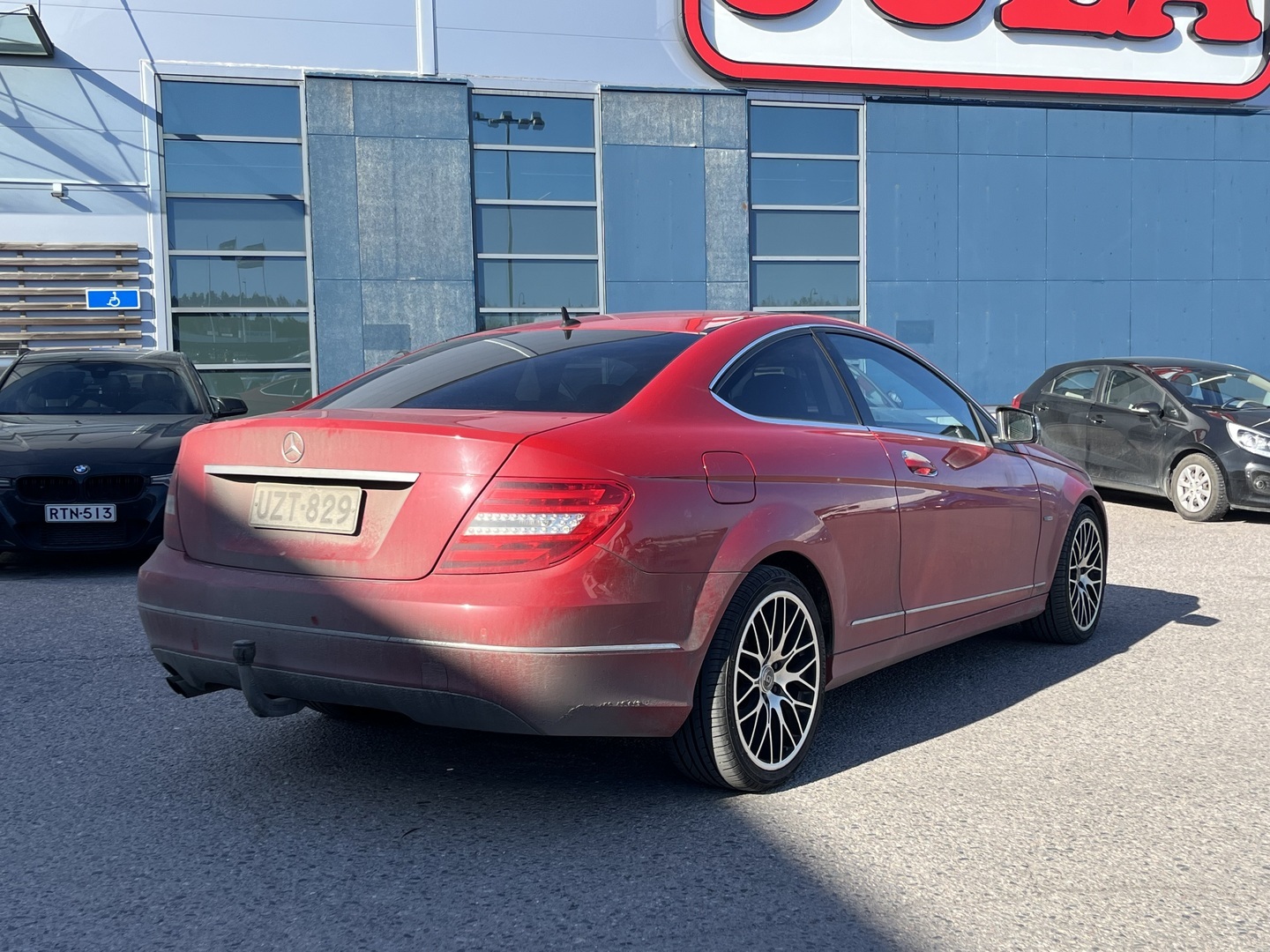 MERCEDES-BENZ C 2011