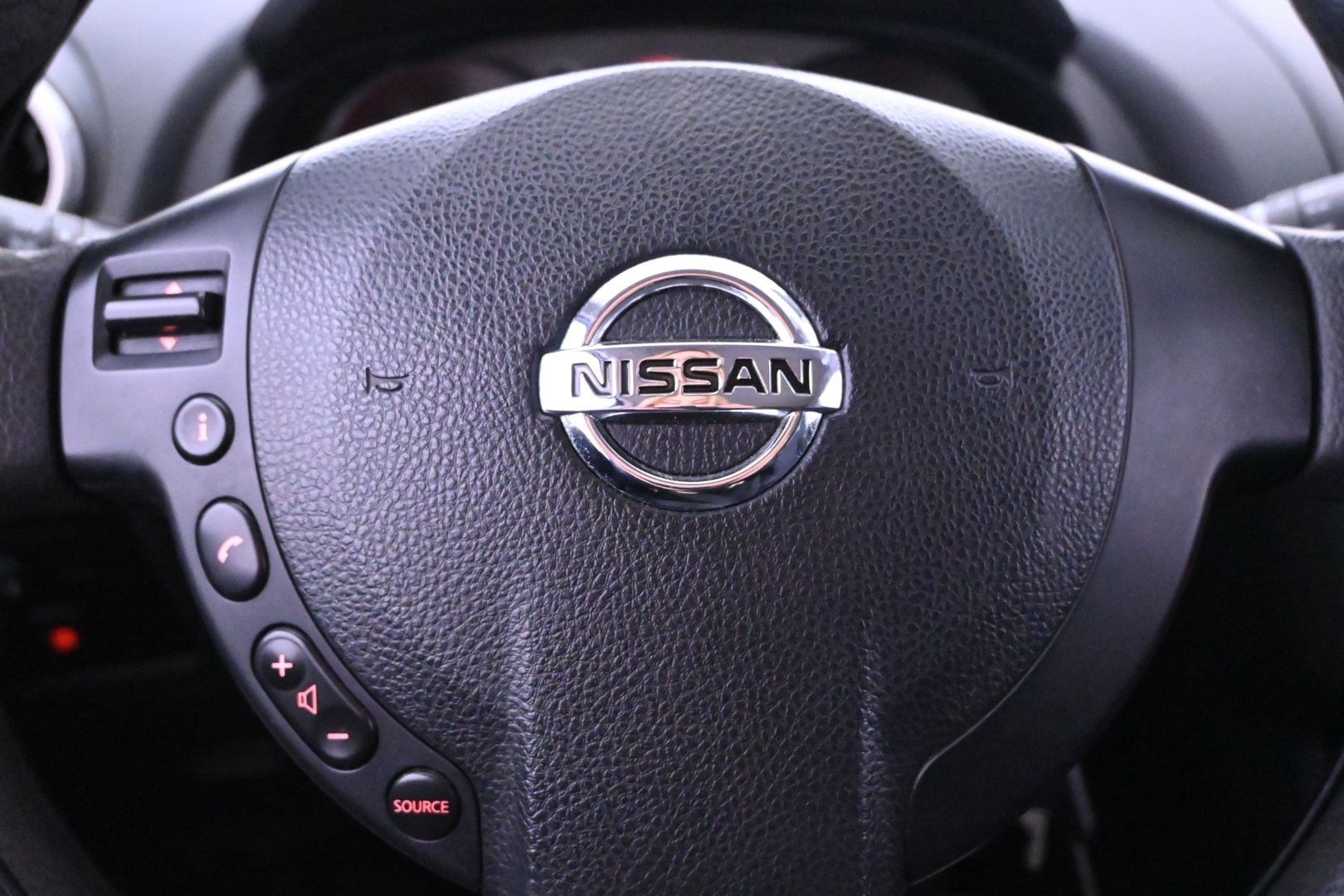 NISSAN Qashqai 2010