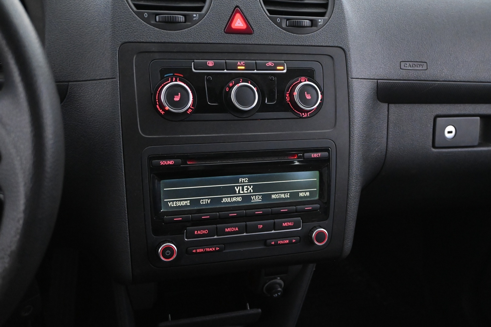 VOLKSWAGEN Caddy 2013