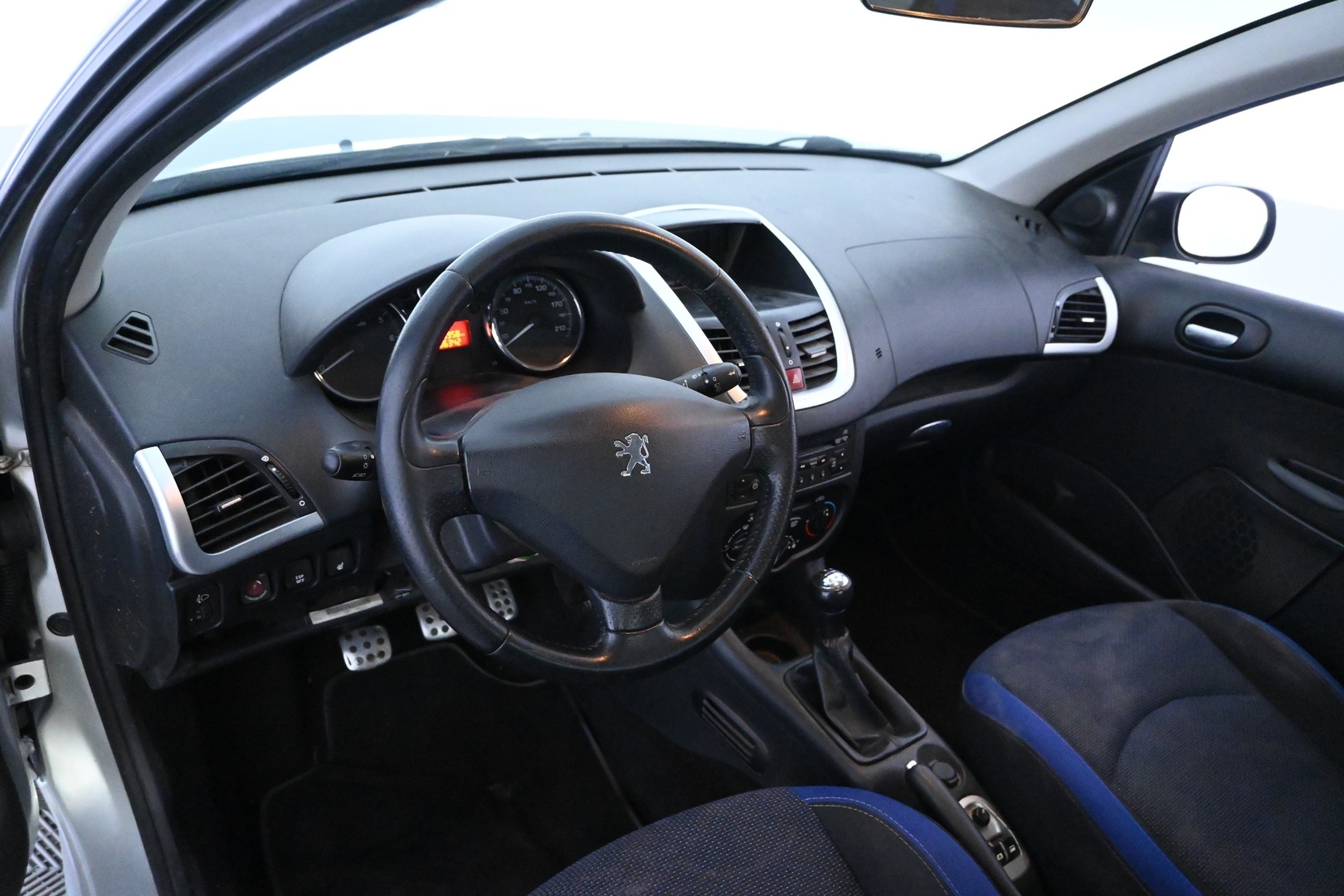 PEUGEOT 206+ 2012