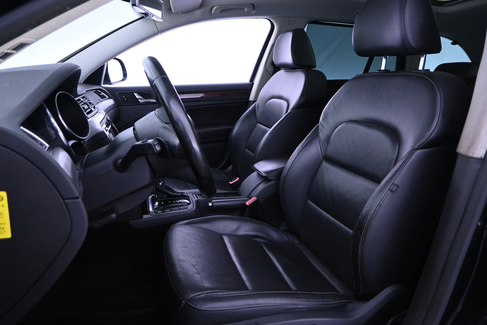 SKODA Superb 2012