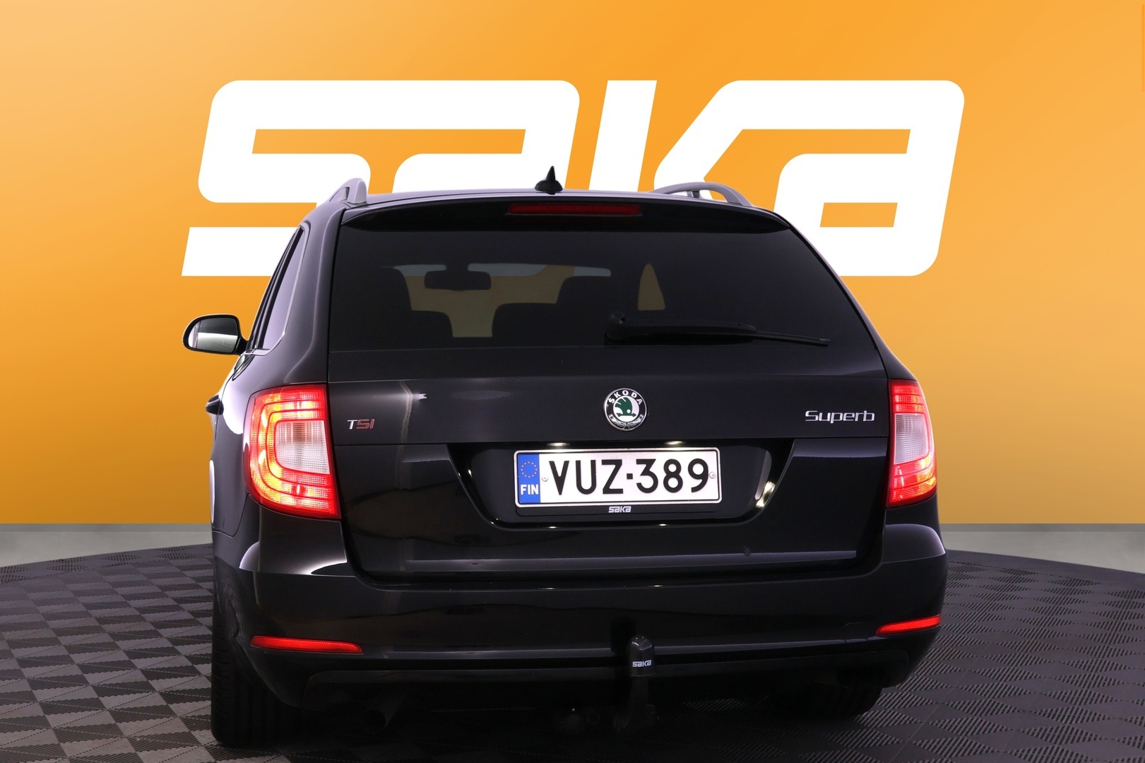 SKODA Superb 2012