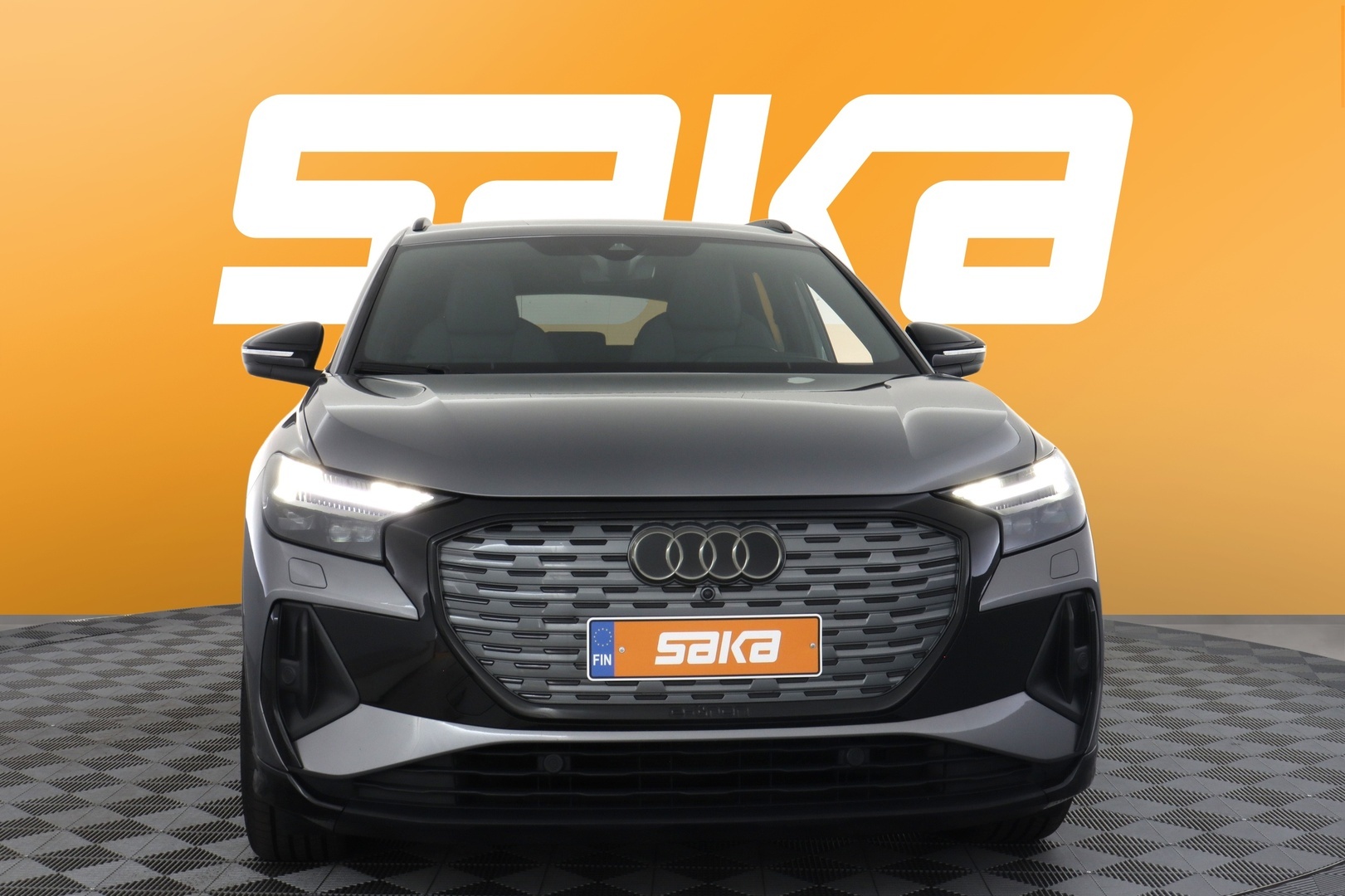 AUDI Q4 e-tron 2022