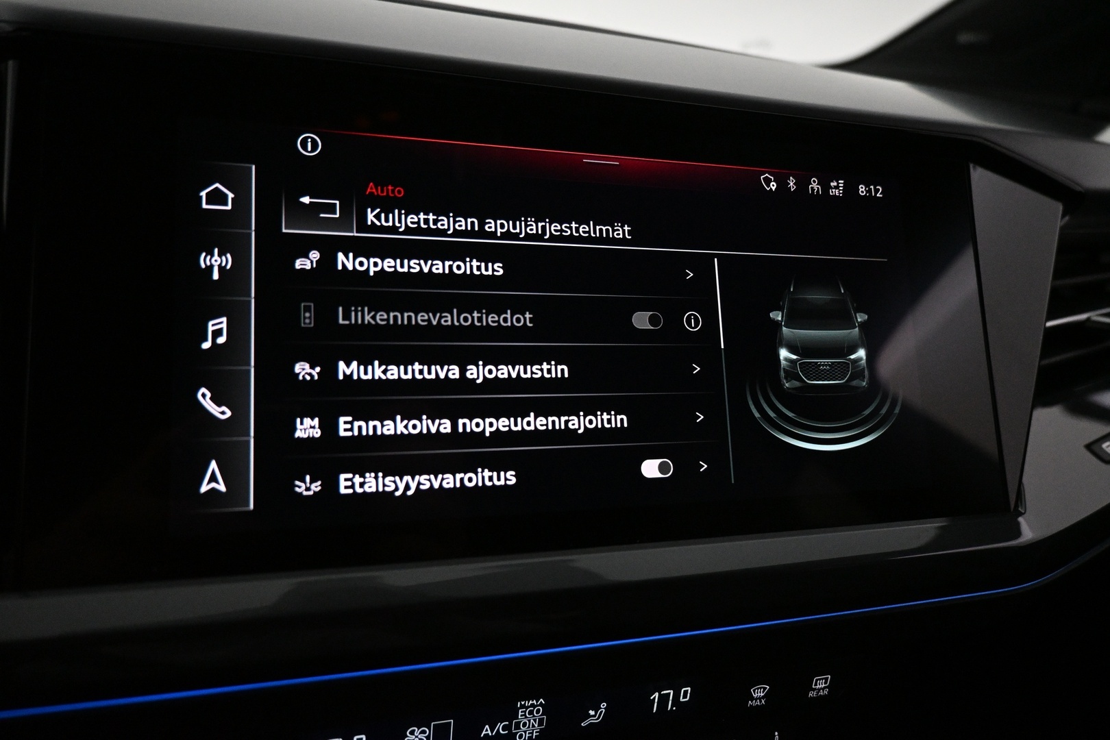 AUDI Q4 e-tron 2022