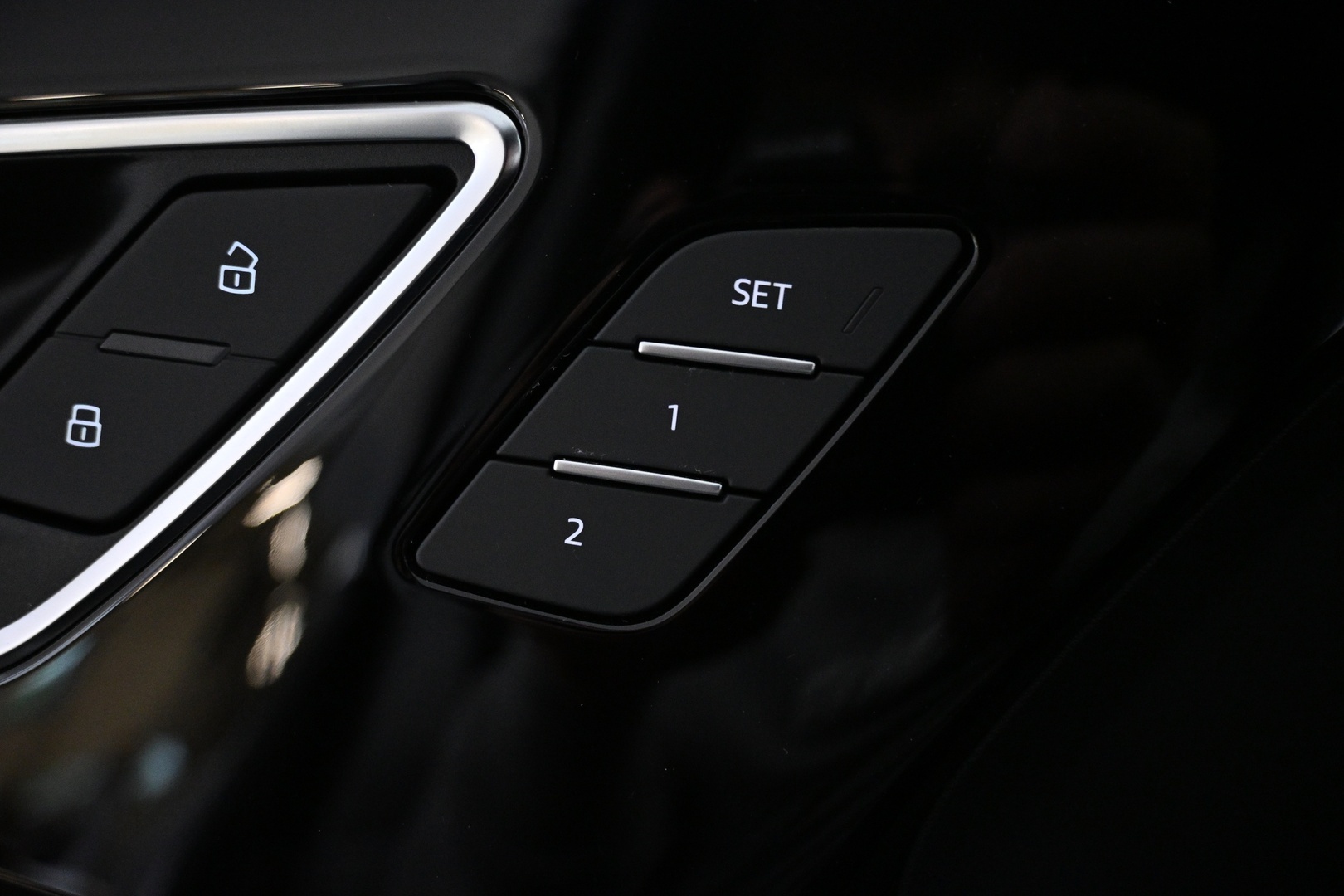 AUDI Q4 e-tron 2022