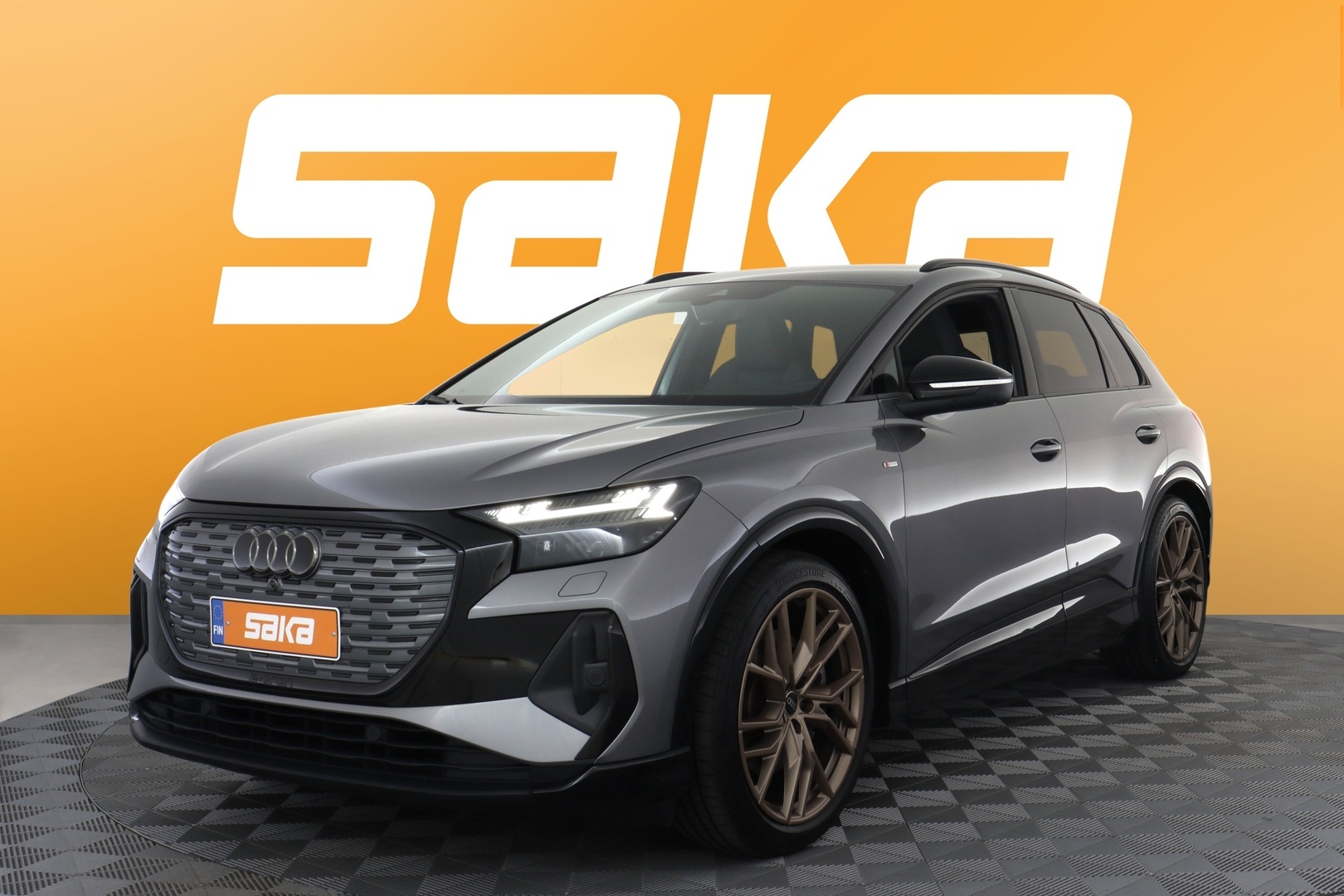 AUDI Q4 e-tron 2022