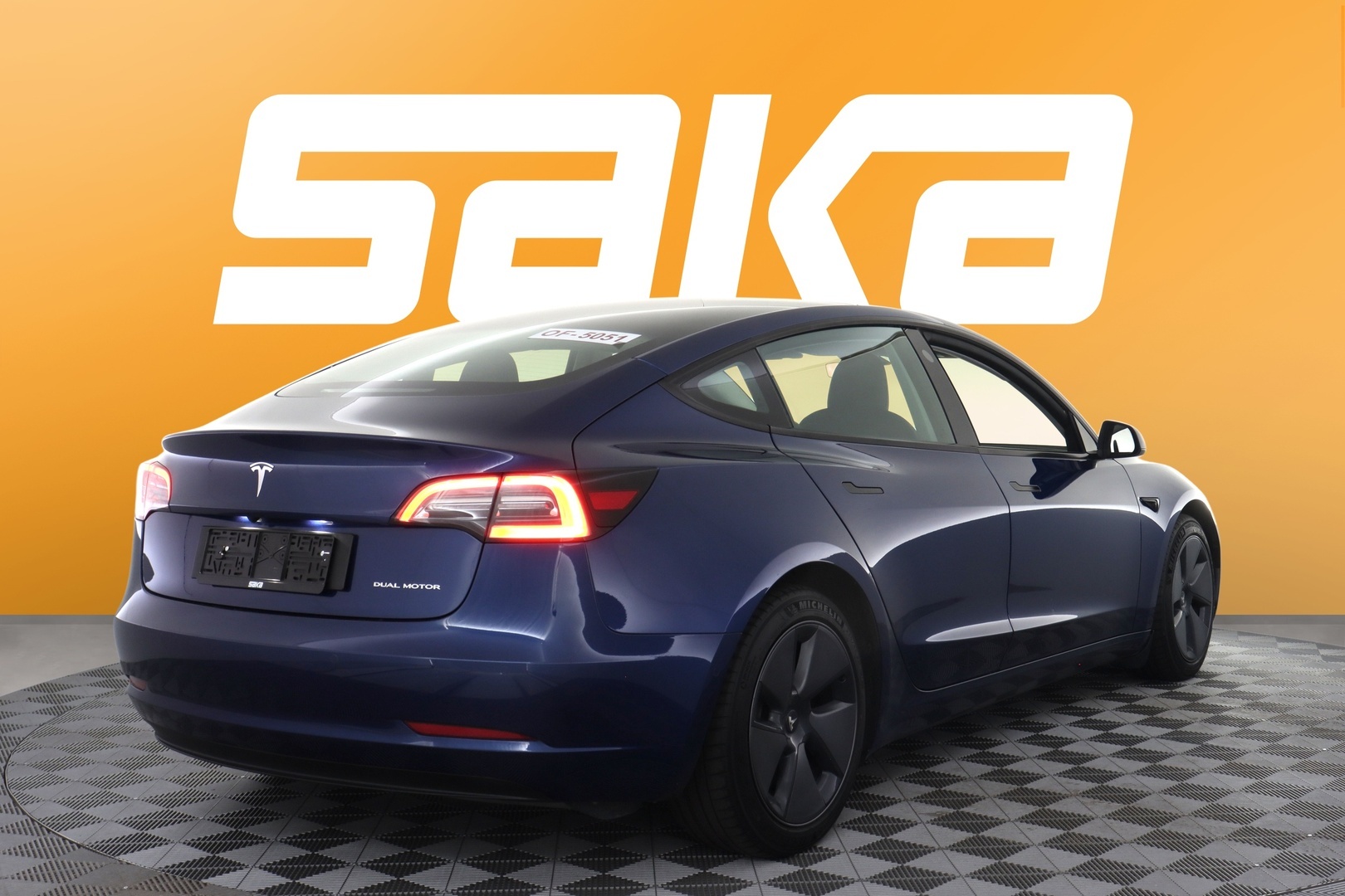 TESLA Model 3 2022