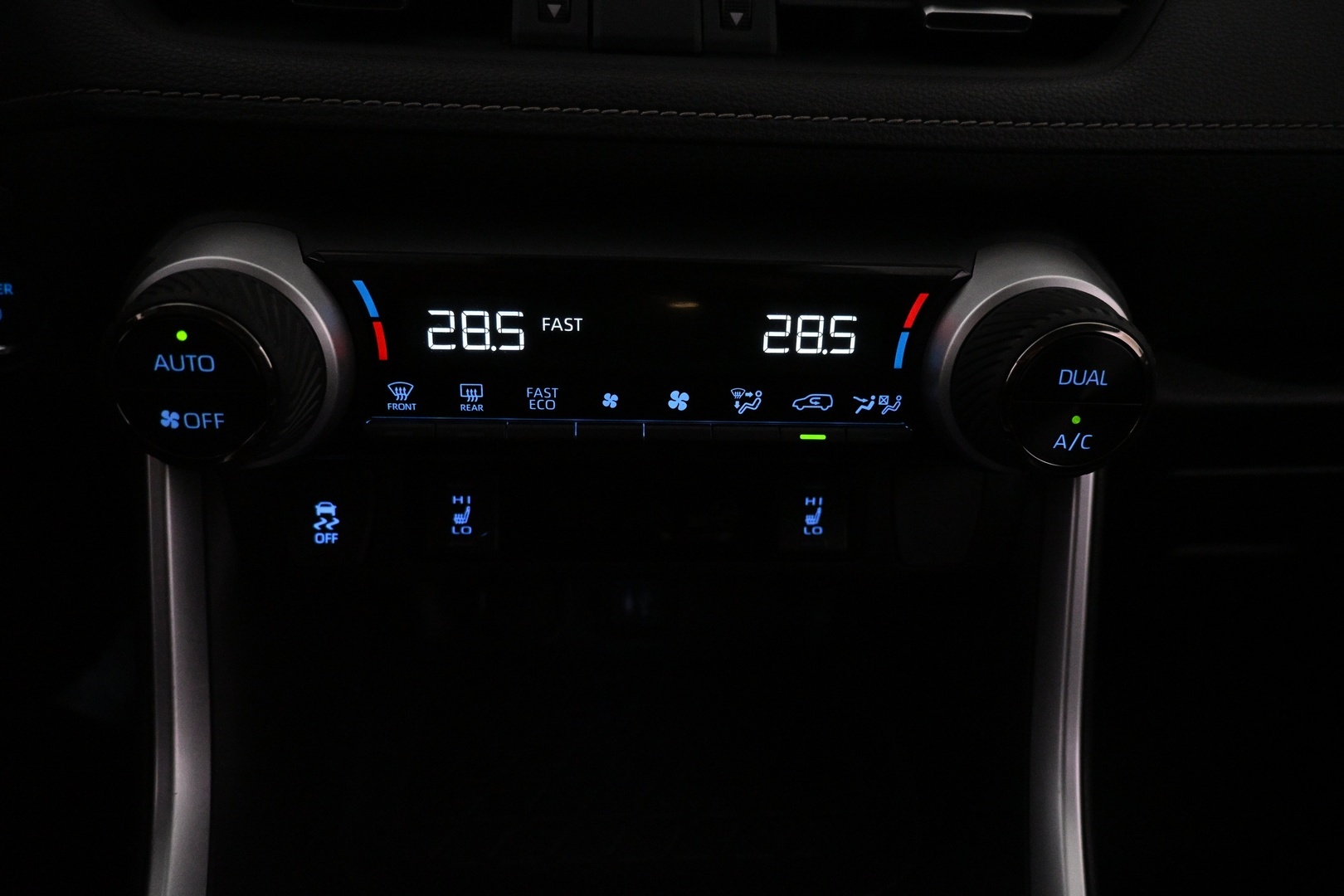 TOYOTA RAV4 2019